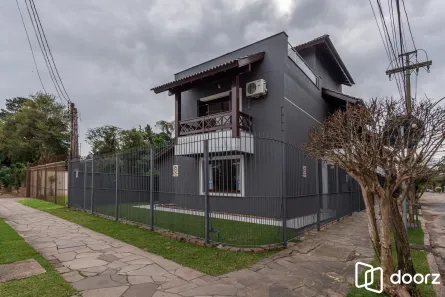 Casa com 3 Quartos à venda, 248m² no Ipanema, Porto Alegre