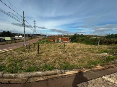 Lote/Terreno à venda, 327m² no Cará-cará, Ponta Grossa
