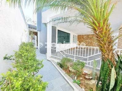 Sobrado com 3 Quartos à venda, 187m² no Vila Gilda, Santo André