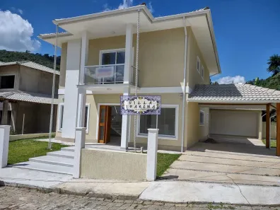 Casa de Condomínio com 4 Quartos à venda, 360m² no Albuquerque, Teresópolis