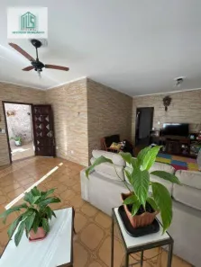Casa com 4 Quartos à venda, 252m² no Vila Vitória, Santo André