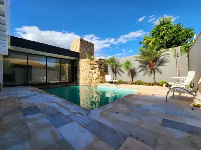 Casa com 3 Quartos para alugar, 10m² no Jardim das Paineiras, Jaú