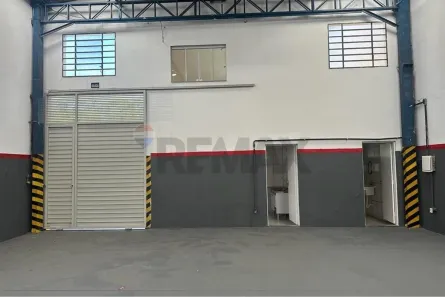 Galpão/Depósito/Armazém para alugar, 370m² no Jardim Bela Vista, Mogi das Cruzes