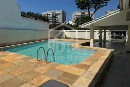 Casa de Condomínio com 3 Quartos para alugar, 470m² no Barra da Tijuca, Rio de Janeiro