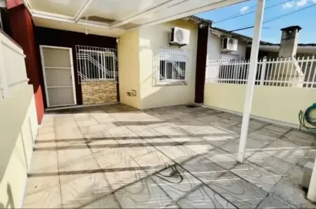 Casa com 2 Quartos à venda, 93m² no Olaria, Canoas