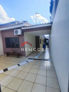 Casa com 3 Quartos à venda, 120m² no Vila Emília, Maringá