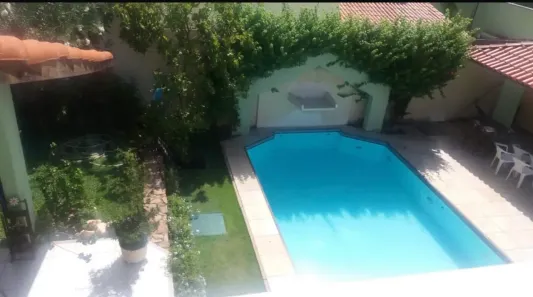 Casa com 5 Quartos para alugar, 450m² no De Lourdes, Fortaleza