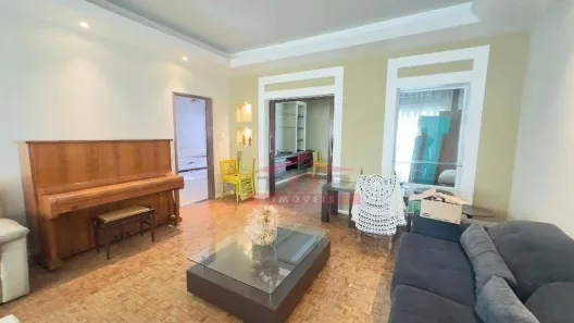 Imóvel Comercial com 3 Quartos para alugar, 350m² no Jardim Estoril II, Bauru