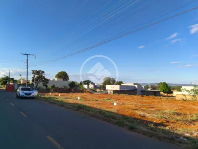 Casa com 2 Quartos à venda, 180m² no Parque Residencial Holliday, Caldas Novas