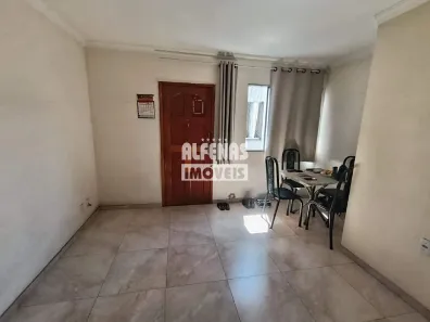 Apartamento com 2 Quartos à venda, 43m² no Arpoador, Contagem