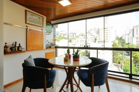 Apartamento com 3 Quartos à venda, 141m² no Rio Branco, Porto Alegre