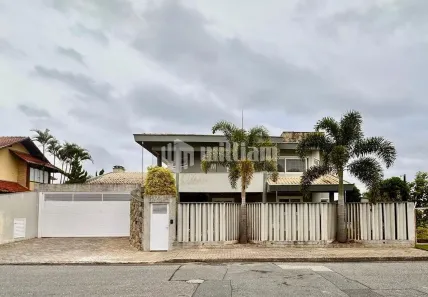 Casa com 4 Quartos à venda, 384m² no Souza Cruz, Brusque