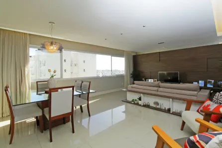 Apartamento com 3 Quartos à venda, 121m² no Passo da Areia, Porto Alegre
