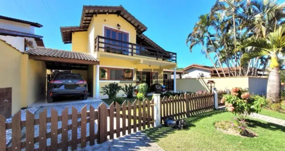 Casa de Condomínio com 3 Quartos à venda, 273m² no Mar Verde, Caraguatatuba
