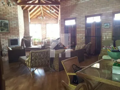 Fazenda/Sítio com 3 Quartos à venda, 651m² no Mombuca, Itatiba