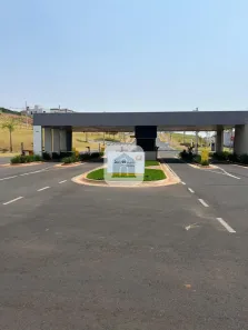 Casa de Condomínio com 3 Quartos para alugar, 150m² no Granja Marileusa, Uberlândia