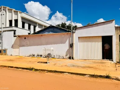 Casa com 2 Quartos à venda, 300m² no Jardim Céu Azul, Valparaíso de Goiás