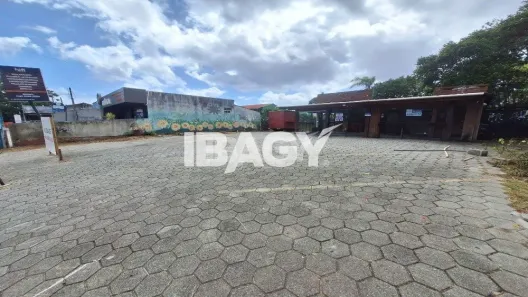 Lote/Terreno para alugar, 910m² no Campeche, Florianópolis
