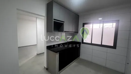 Casa de Condomínio com 2 Quartos para alugar, 120m² no Jardim América, Jacareí