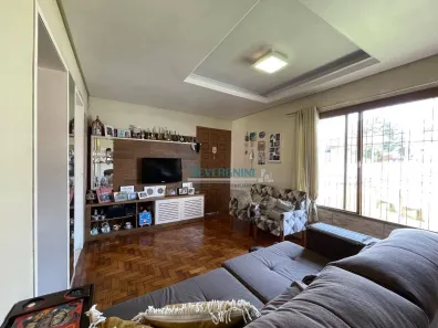 Sobrado com 4 Quartos à venda, 210m² no Ponta Porã, Cachoeirinha