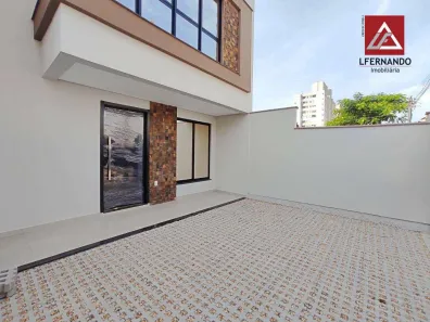 Sobrado com 3 Quartos à venda, 95m² no Itacolomi, Balneário Piçarras
