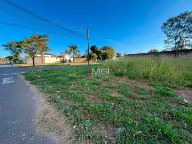 Lote/Terreno à venda, 567m² no Vila Rosa, Goiânia