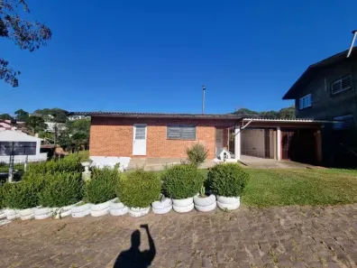 Casa com 3 Quartos para alugar, 70m² no Ana Rech, Caxias do Sul