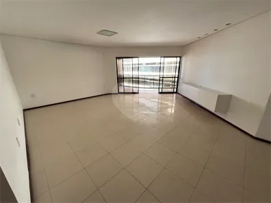 Apartamento com 3 Quartos à venda, 194m² no Jatiúca, Maceió