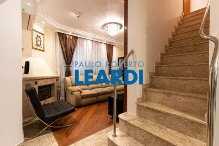 Casa com 2 Quartos à venda, 185m² no Indianópolis, São Paulo