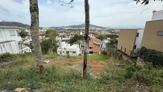 Lote/Terreno à venda, 861m² no Itacorubi, Florianópolis