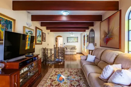 Casa com 3 Quartos à venda, 180m² no Jardim Aeroporto, São Paulo
