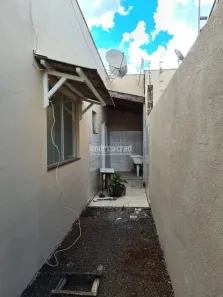 Casa com 3 Quartos à venda, 70m² no Jardim Pequena Londres, Londrina