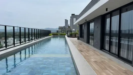 Apartamento com 3 Quartos para alugar, 130m² no Jurerê Internacional, Florianópolis