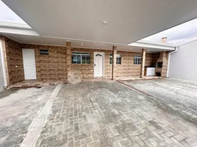 Casa com 2 Quartos para alugar, 60m² no Uberaba, Curitiba