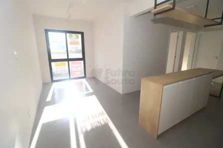 Apartamento com 2 Quartos para alugar, 55m² no Centro, Pelotas