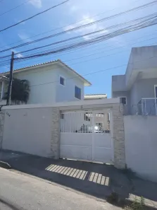 Sobrado com 3 Quartos à venda, 107m² no Peró, Cabo Frio