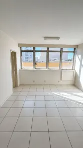 Sala Comercial à venda, 30m² no Centro, Uberaba