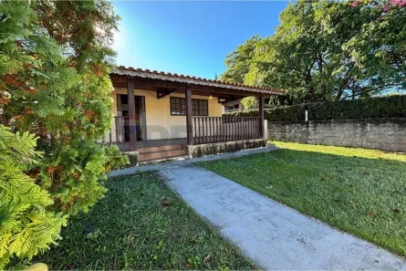 Casa de Condomínio com 4 Quartos à venda, 242m² no , Araçoiaba da Serra