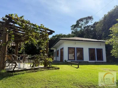 Casa com 2 Quartos para alugar, 100m² no Estância Santa Maria do Laranjal, Atibaia