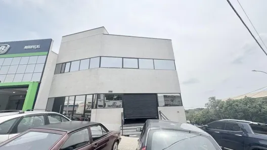 Prédio Comercial para alugar, 570m² no Vila Bressani, Paulínia