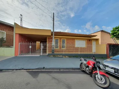 Casa com 3 Quartos para alugar, 155m² no Vila Carmem, São Carlos