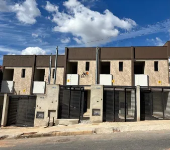 Casa com 2 Quartos à venda, 92m² no Santa Amélia, Belo Horizonte