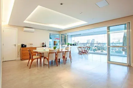 Apartamento com 4 Quartos à venda, 258m² no Vila Cordeiro, São Paulo