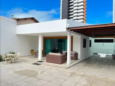 Casa de Condomínio com 4 Quartos para alugar, 350m² no Aeroclube, João Pessoa