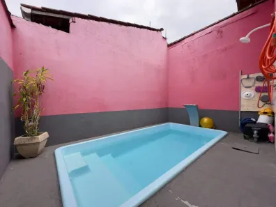Casa com 2 Quartos à venda, 73m² no Ocian, Praia Grande