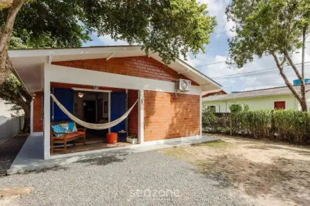 Casa com 2 Quartos para alugar, 60m² no Barra da Lagoa, Florianópolis