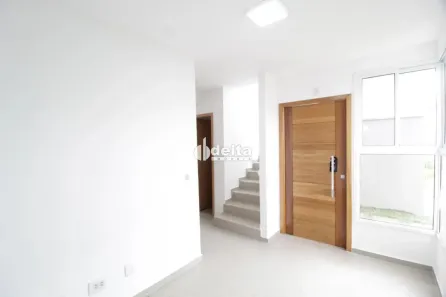 Casa de Condomínio com 2 Quartos à venda, 81m² no Bosque dos Buritis, Uberlândia