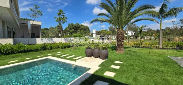 Casa com 3 Quartos para alugar, 393m² no Dois Córregos, Valinhos