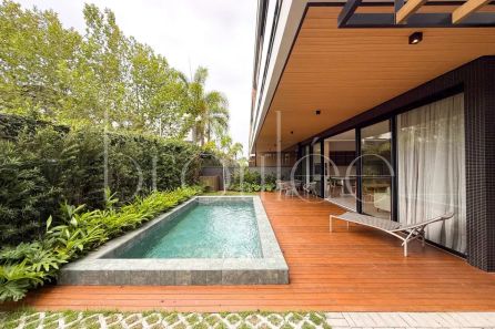 Casa de Condomínio com 4 Quartos para venda ou aluguel, 298m² no Praia do Estaleiro, Balneário Camboriú