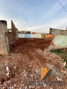 Lote/Terreno com 1 Quarto à venda, 1m² no Santiago, Londrina